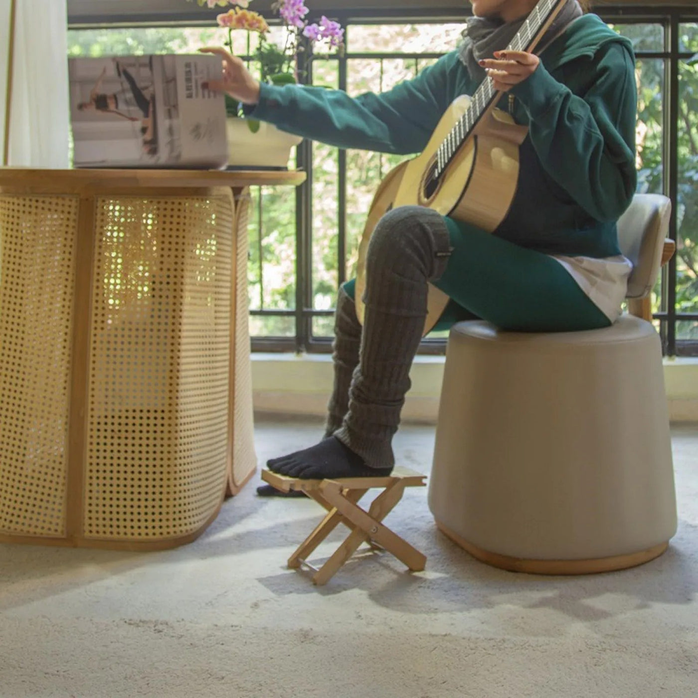 Repose-pied Guitare Bois 2-en-1 – Support & Tabouret Pliable